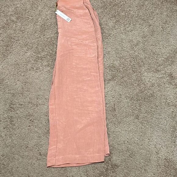 House Of Harlow Women's L Textured Satin Wide Leg Pants Blush Pink Pull On New - Picture 2 of 9